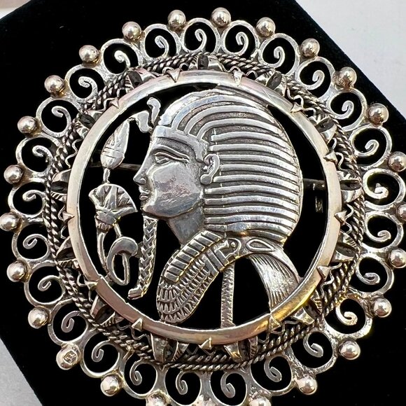 Egyptian Pharoah Sterling Brooch - Picture 3 of 7